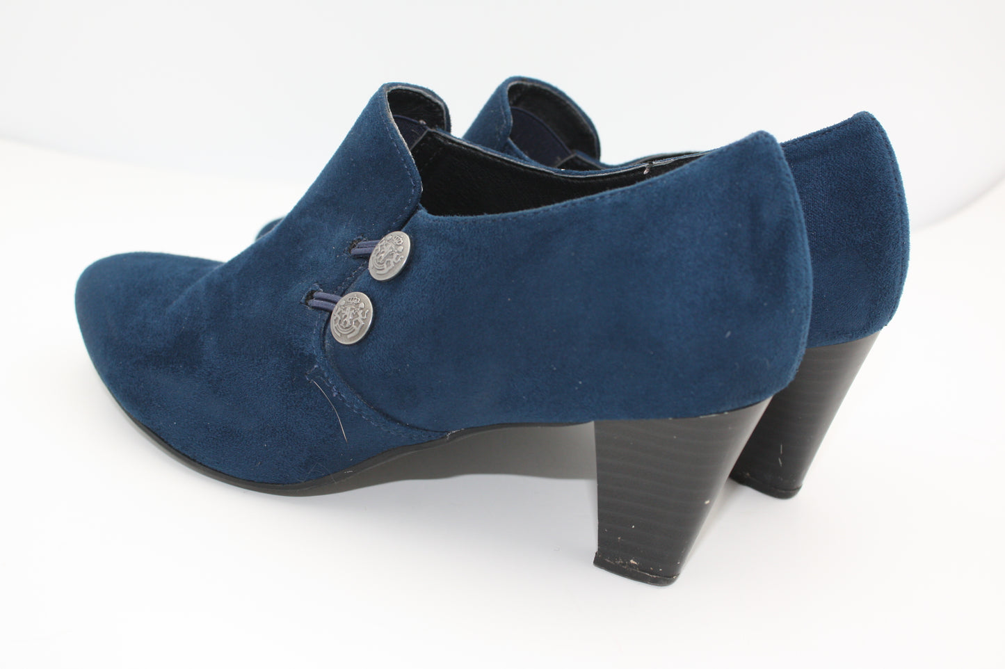 Rialto Women’s Navy Suede Short Boots, Size 8.5, Pre-Owned
