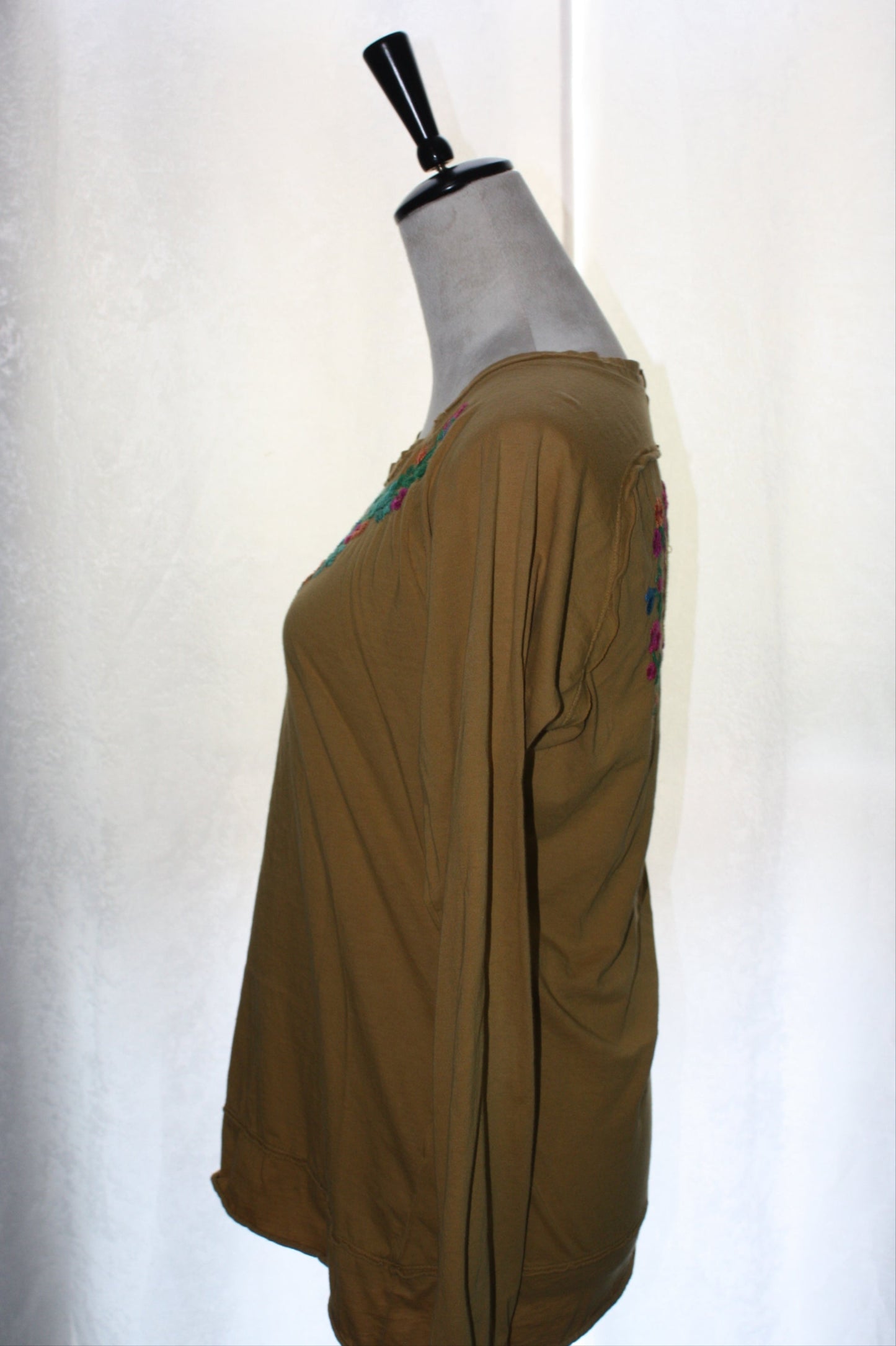 Boho Embroidered “Love” Mustard Long Sleeve Tee, Women's, Size L, Pre-Owned