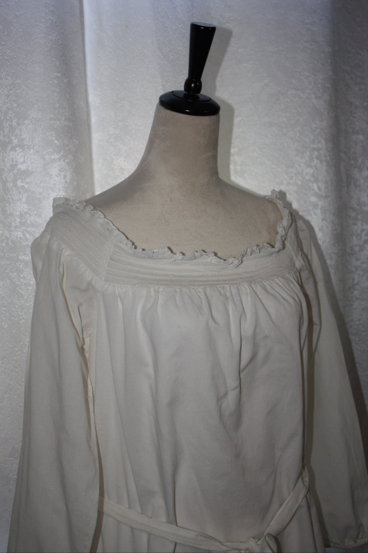 Express White Off-the-Shoulder Tunic Blouse, Women's, Size L, Pre-Owned