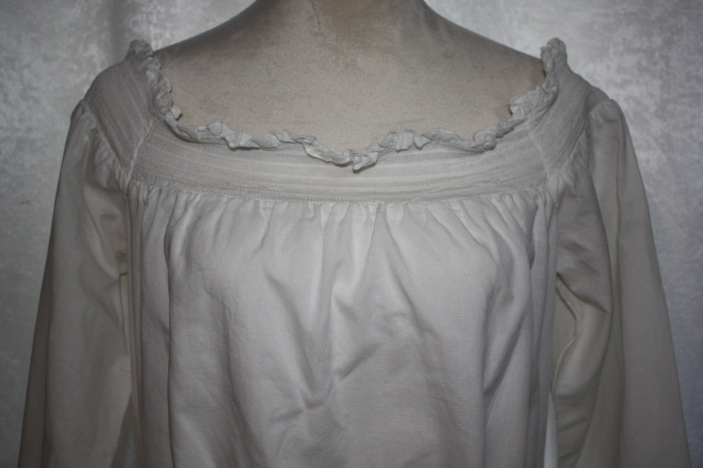 Express White Off-the-Shoulder Tunic Blouse, Women's, Size L, Pre-Owned