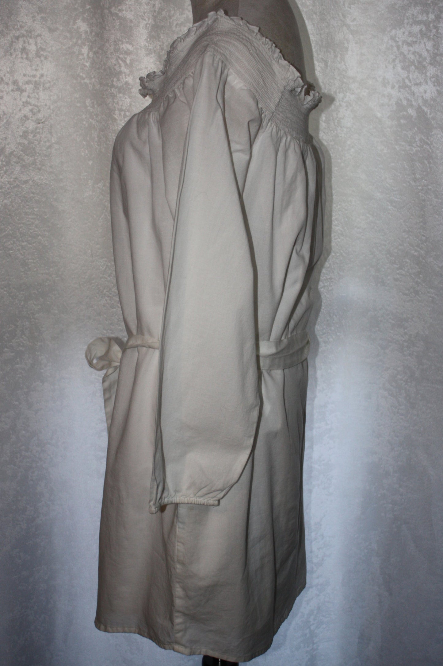 Express White Off-the-Shoulder Tunic Blouse, Women's, Size L, Pre-Owned