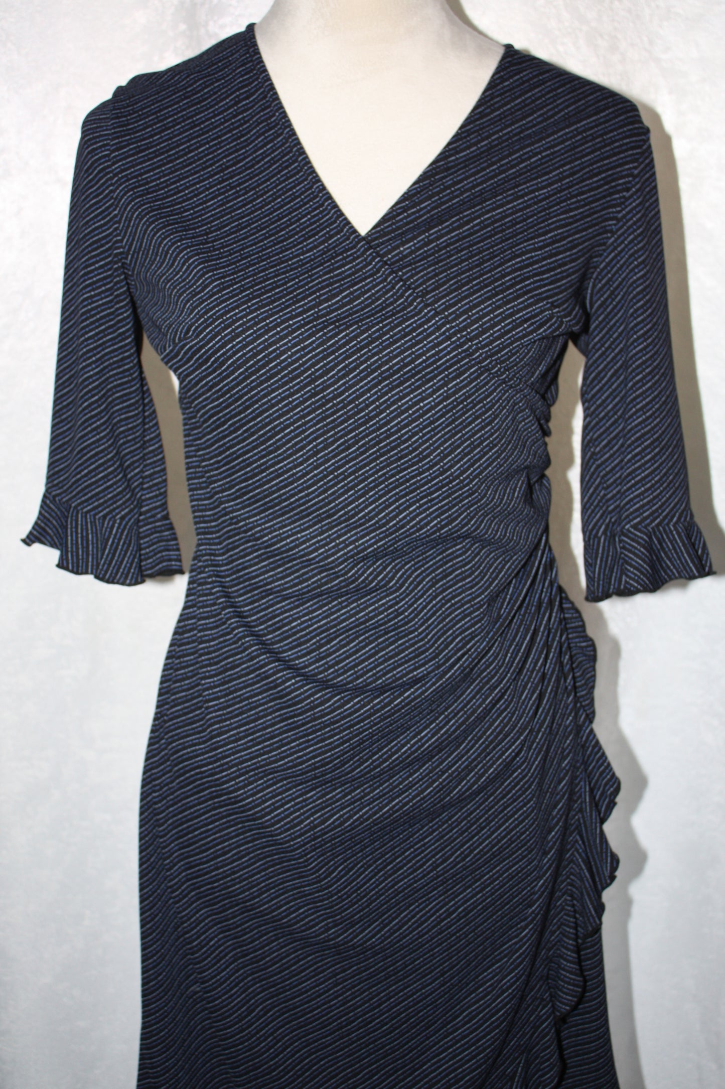 Express, Classic Navy & White Ruffle Wrap Dress, Women's, Size 7/8, Size M, Pre-Owned