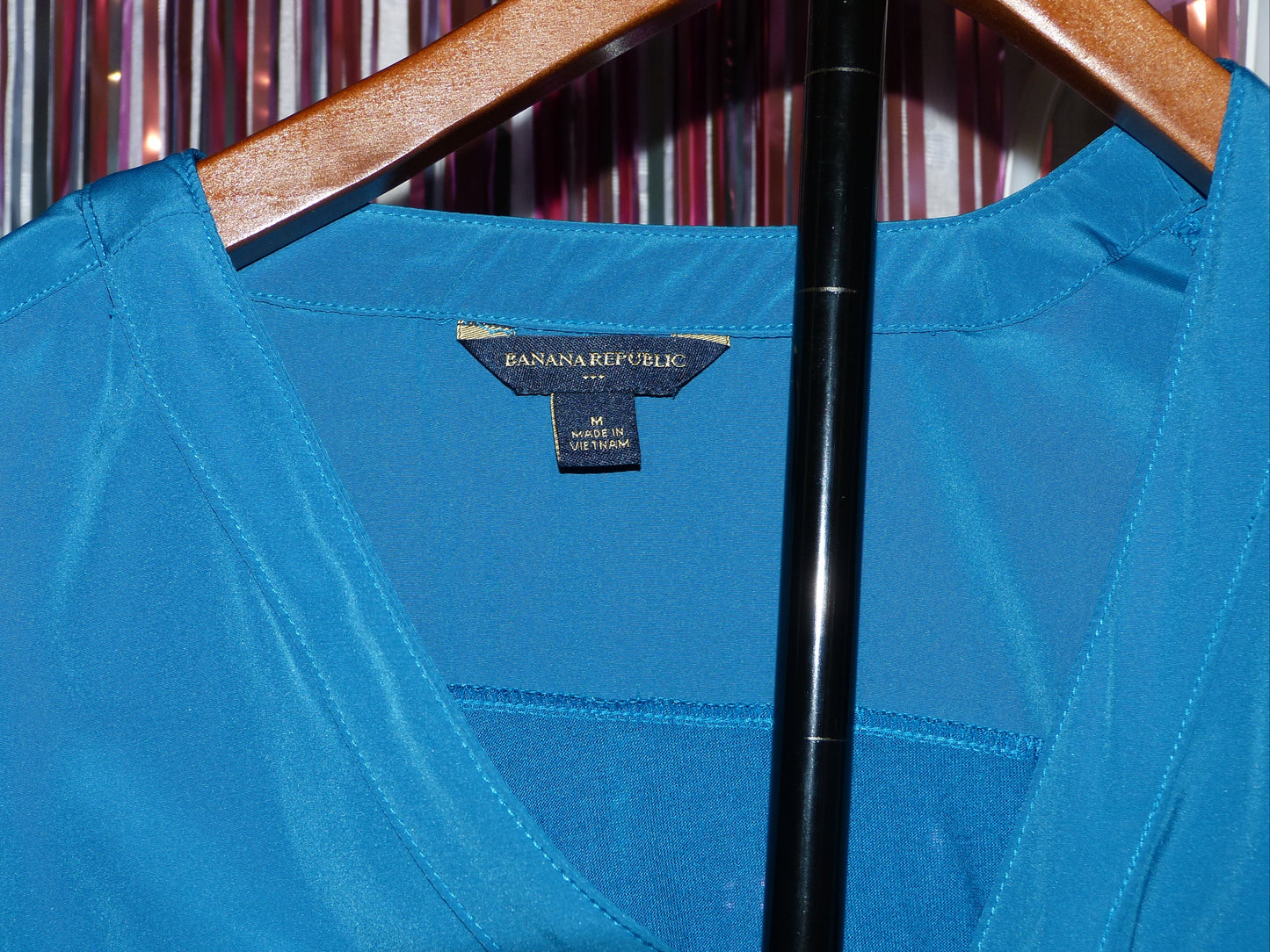 Banana Republic Teal Popover Blouse – Size M, Pre-Owned